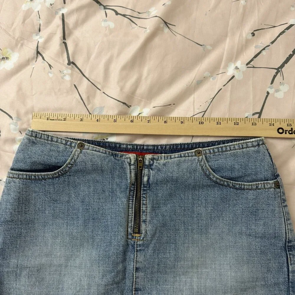 GUESS Jeans Mini‎ Skirt Womens 24 Blue Mini USA Y2K Vintage Zip Front Boho